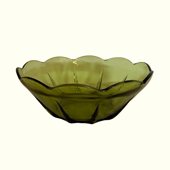 3/$12 Retro Green Glass Anchor Hocking Bowl - Picture 1 of 8